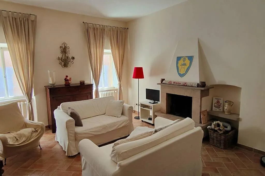 Bina'S Apartment Volterra